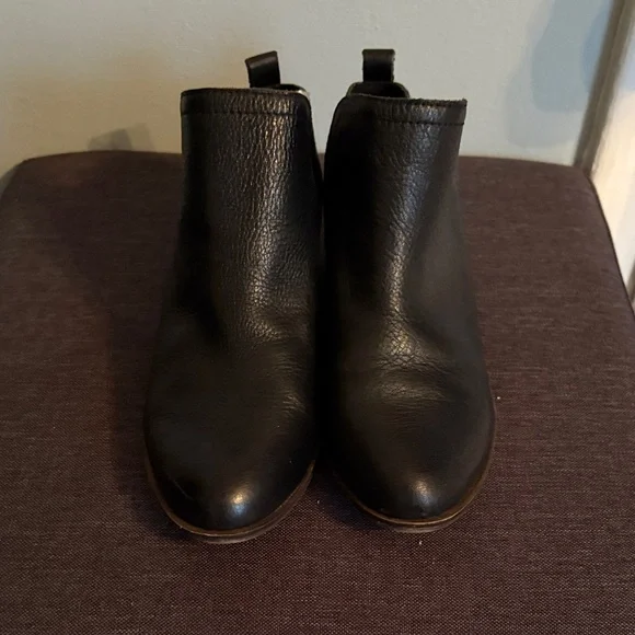 Lucky Brand Black Ankle Boots - Picture 1 of 5